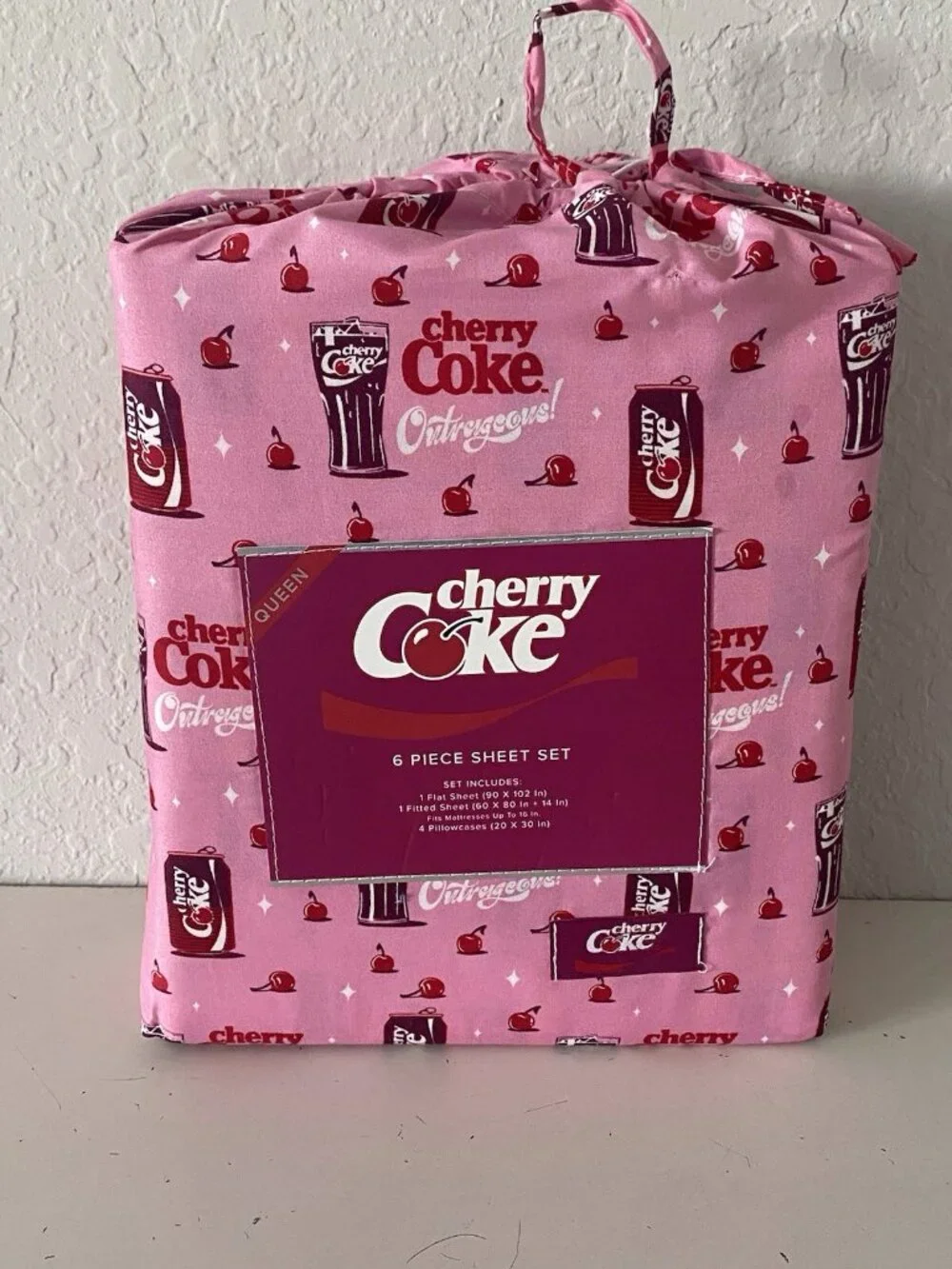 6 Piece Cherry Coke‎ Outrageous Can QUEEN Size Sheet Set Bedding Pink Soft NEW